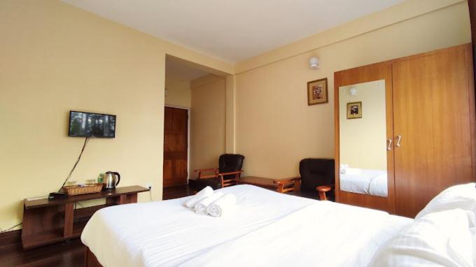 Hotel Artistic Greystone Dreams Kalimpong Exterior foto