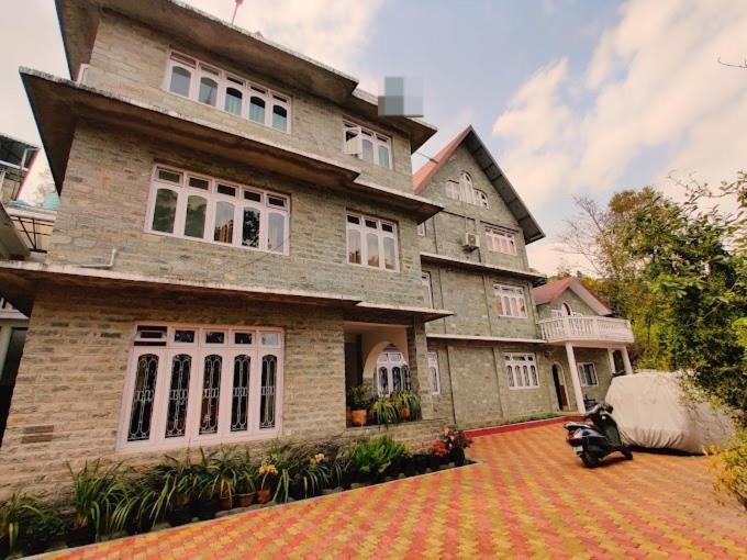 Hotel Artistic Greystone Dreams Kalimpong Exterior foto
